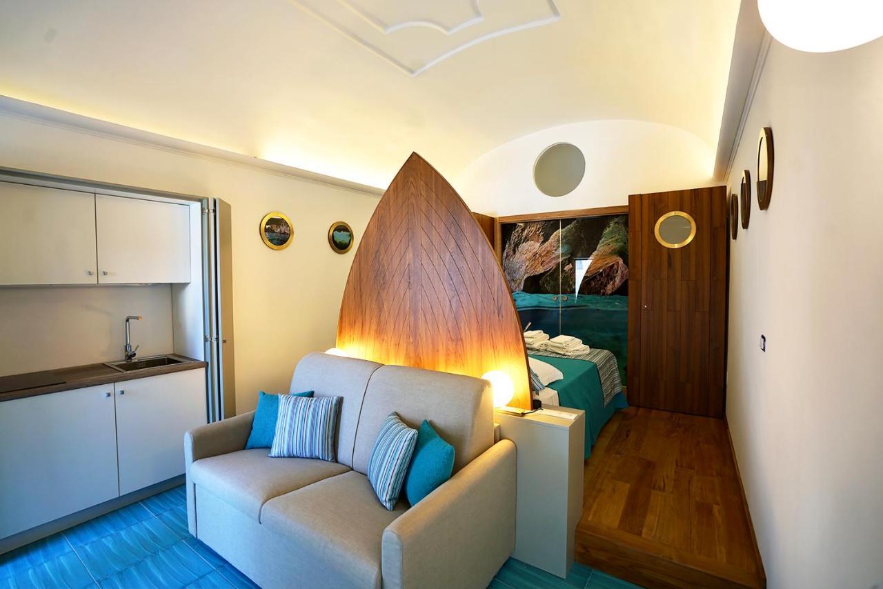 Grotta Verde Luxury Suite By Caprirooms Ngoại thất bức ảnh